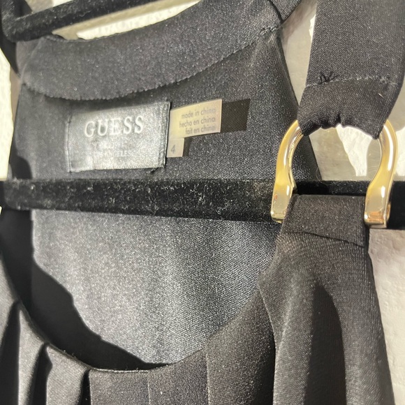 Guess Scalloped Dress
Style # GDHHP4008 - Picture 3 of 5